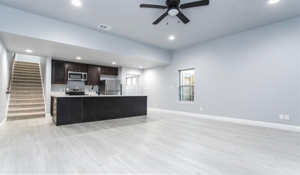 415 W Elm Street #415/417, Denison, TX 75020, 6 Bedrooms Bedrooms, ,5 BathroomsBathrooms,Residential Multi Family,For Sale,415 W Elm Street,20845283