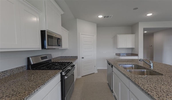 537 Brook View Drive, Van Alstyne, TX 75495, 4 Bedrooms Bedrooms, ,3 BathroomsBathrooms,Residential Lease,For Rent,537 Brook View Drive,20845487