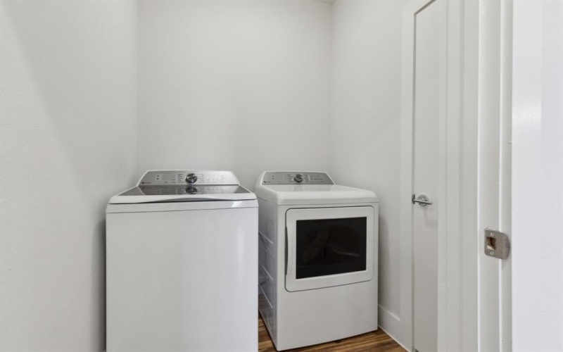 2990 Reagan Street, Dallas, TX 75219, 1 Dormitorio Habitaciones , ,1 BañoBaños,Residential Lease,En Alquiler,2990 Reagan Street,20848743