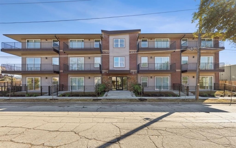 2990 Reagan Street, Dallas, TX 75219, 1 Dormitorio Habitaciones , ,1 BañoBaños,Residential Lease,En Alquiler,2990 Reagan Street,20848743