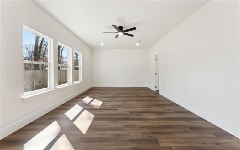 805 Royal Way, Tool, TX 75143, 3 Habitaciones Habitaciones , ,2 BañosBaños,Residential,En Venta,805 Royal Way,20845581