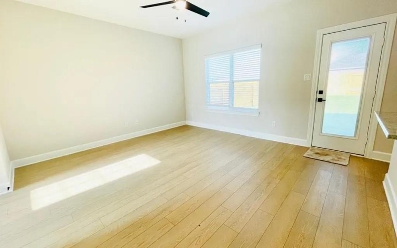 1323 Windermere Way, Princeton, TX 75407, 3 Habitaciones Habitaciones , ,2 BañosBaños,Residential Lease,En Alquiler,1323 Windermere Way,20845586
