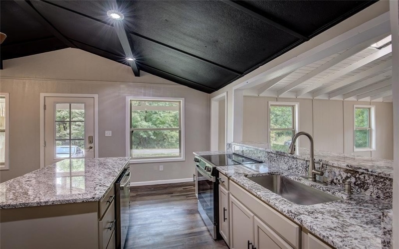 2841 Honey Bee Lane, Quinlan, TX 75474, 3 Bedrooms Bedrooms, ,1 BathroomBathrooms,Residential,For Sale,2841 Honey Bee Lane,20845684