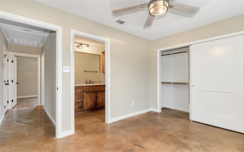1371 Cr-704a #2, Cleburne, TX 76031, 2 Bedrooms Bedrooms, ,2 BathroomsBathrooms,Residential Lease,For Rent,1371 Cr-704a,20845865