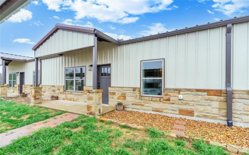 1371 Cr-704a #2, Cleburne, TX 76031, 2 Bedrooms Bedrooms, ,2 BathroomsBathrooms,Residential Lease,For Rent,1371 Cr-704a,20845865