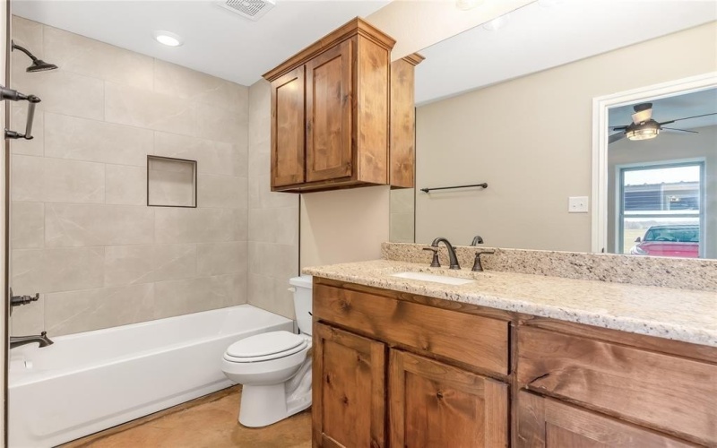 1371 Cr-704a #3, Cleburne, TX 76031, 2 Bedrooms Bedrooms, ,2 BathroomsBathrooms,Residential Lease,For Rent,1371 Cr-704a,20845870