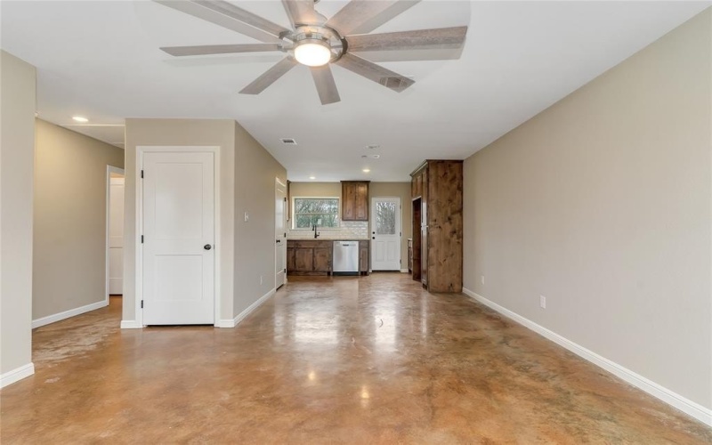 1371 Cr-704a #3, Cleburne, TX 76031, 2 Bedrooms Bedrooms, ,2 BathroomsBathrooms,Residential Lease,For Rent,1371 Cr-704a,20845870