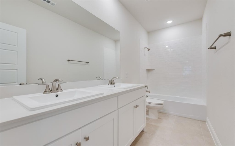 7116 Manhattan Drive, Rowlett, TX 75088, 3 Habitaciones Habitaciones , ,2 BañosBaños,Residential,En Venta,7116 Manhattan Drive,20846343