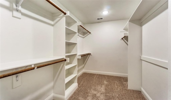 101 Olivia Street, Hillsboro, TX 76645, 3 Bedrooms Bedrooms, ,2 BathroomsBathrooms,Residential,For Sale,101 Olivia Street,20846721