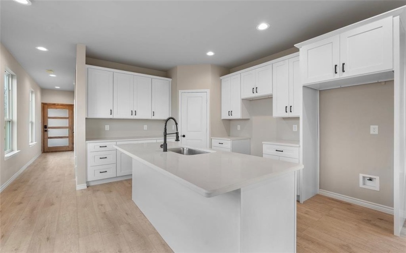 2528 Peabody Avenue, Dallas, TX 75215, 3 Bedrooms Bedrooms, ,2 BathroomsBathrooms,Residential,For Sale,2528 Peabody Avenue,20846743