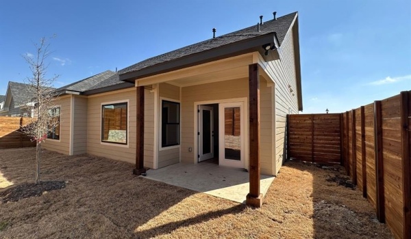 501 Southern Drive, Sherman, TX 75092, 3 Bedrooms Bedrooms, ,2 BathroomsBathrooms,Residential,For Sale,501 Southern Drive,20849642