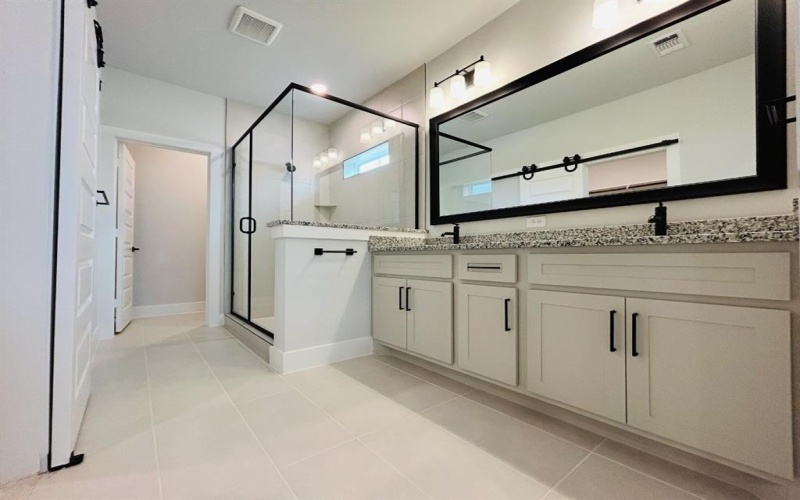 500 Mission Trail, Arlington, TX 76010, 2 Bedrooms Bedrooms, ,2 BathroomsBathrooms,Residential Lease,For Rent,500 Mission Trail,20849827