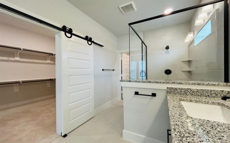 500 Mission Trail, Arlington, TX 76010, 2 Bedrooms Bedrooms, ,2 BathroomsBathrooms,Residential Lease,For Rent,500 Mission Trail,20849827