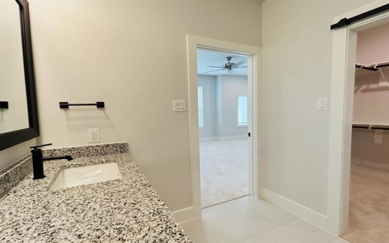 500 Mission Trail, Arlington, TX 76010, 2 Bedrooms Bedrooms, ,2 BathroomsBathrooms,Residential Lease,For Rent,500 Mission Trail,20849827