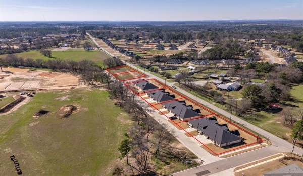 14195 County Road 192, Tyler, TX 75703, 20 Habitaciones Habitaciones , ,15 BañosBaños,Residential Multi Family,En Venta,14195 County Road 192,20850069