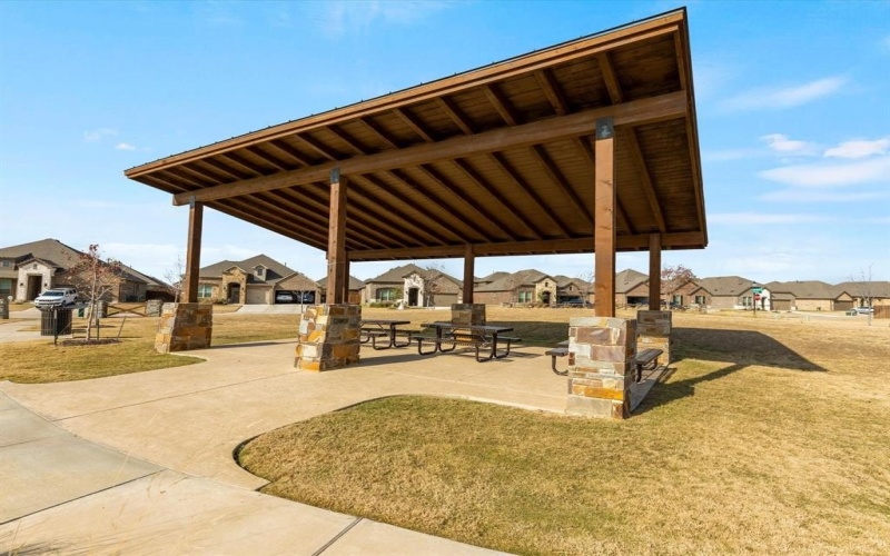 3813 Trails End Road, Aubrey, TX 76227, 4 Bedrooms Bedrooms, ,2 BathroomsBathrooms,Residential,For Sale,3813 Trails End Road,20850282