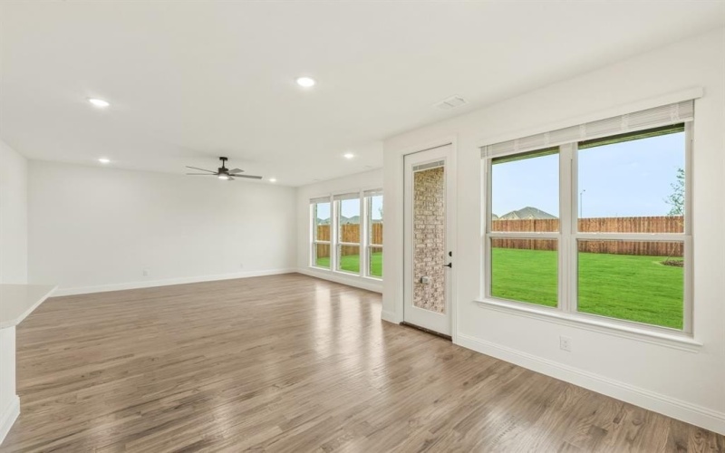 829 Trout Lilly Drive, Fort Worth, TX 76247, 4 Bedrooms Bedrooms, ,3 BathroomsBathrooms,Residential,For Sale,829 Trout Lilly Drive,20850359