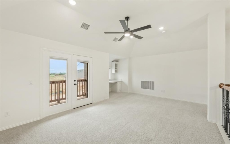 829 Trout Lilly Drive, Fort Worth, TX 76247, 4 Bedrooms Bedrooms, ,3 BathroomsBathrooms,Residential,For Sale,829 Trout Lilly Drive,20850359