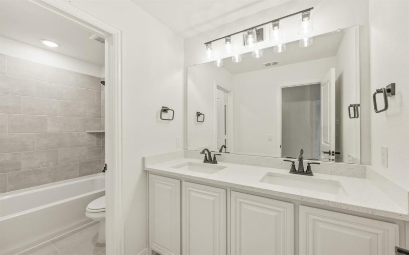 829 Trout Lilly Drive, Fort Worth, TX 76247, 4 Bedrooms Bedrooms, ,3 BathroomsBathrooms,Residential,For Sale,829 Trout Lilly Drive,20850359