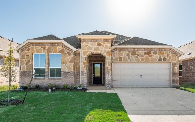 1810 Holden Drive, Cedar Hill, TX 75116, 4 Bedrooms Bedrooms, ,2 BathroomsBathrooms,Residential,For Sale,1810 Holden Drive,20848878