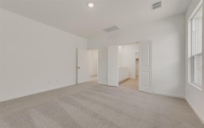 1810 Holden Drive, Cedar Hill, TX 75116, 4 Bedrooms Bedrooms, ,2 BathroomsBathrooms,Residential,For Sale,1810 Holden Drive,20848878