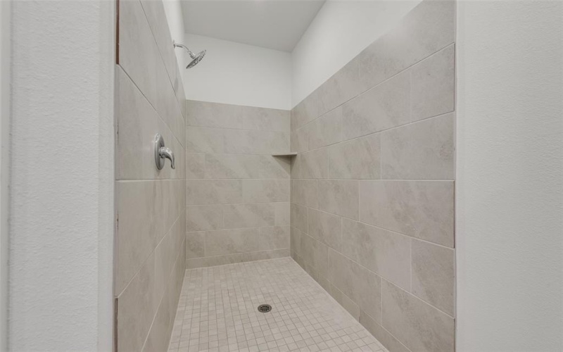 1810 Holden Drive, Cedar Hill, TX 75116, 4 Bedrooms Bedrooms, ,2 BathroomsBathrooms,Residential,For Sale,1810 Holden Drive,20848878