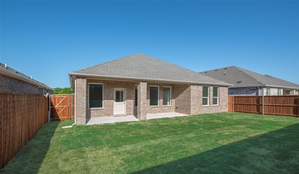 1810 Holden Drive, Cedar Hill, TX 75116, 4 Bedrooms Bedrooms, ,2 BathroomsBathrooms,Residential,For Sale,1810 Holden Drive,20848878