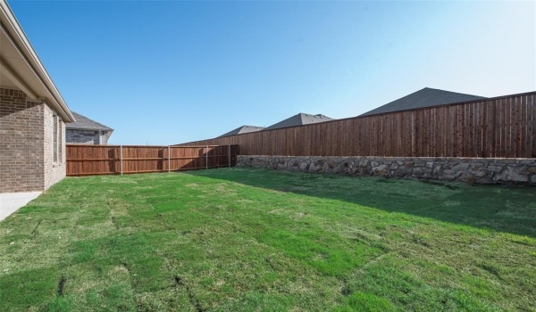 1810 Holden Drive, Cedar Hill, TX 75116, 4 Bedrooms Bedrooms, ,2 BathroomsBathrooms,Residential,For Sale,1810 Holden Drive,20848878