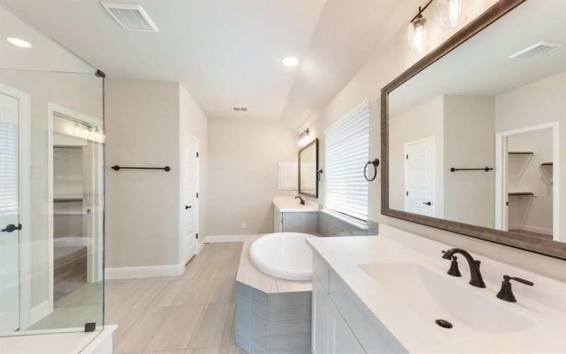 718 Cherry Bark Trail, Waxahachie, TX 75165, 3 Bedrooms Bedrooms, ,2 BathroomsBathrooms,Residential,For Sale,718 Cherry Bark Trail,20849038