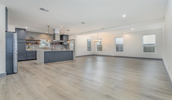 3935 Abilene Street, Dallas, TX 75212, 4 Bedrooms Bedrooms, ,2 BathroomsBathrooms,Residential,For Sale,3935 Abilene Street,20849137