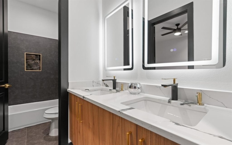 9818 Witham Street, Dallas, TX 75220, 4 Bedrooms Bedrooms, ,5 BathroomsBathrooms,Residential,For Sale,9818 Witham Street,20849231