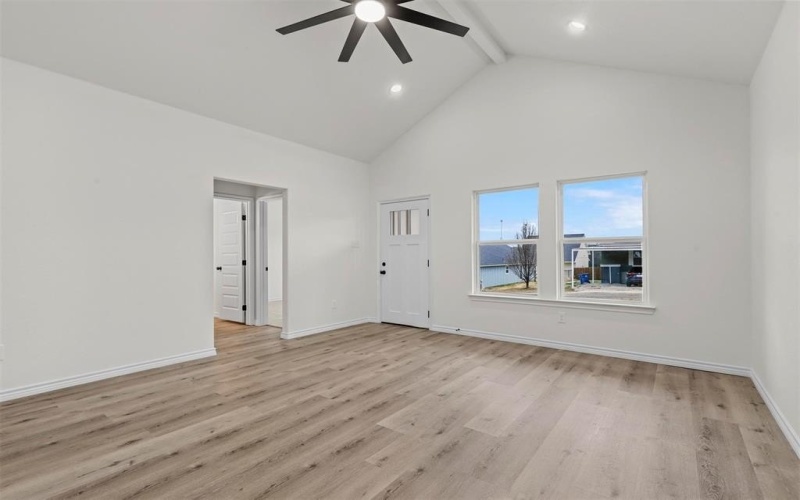 828 Colorado River Drive, Granbury, TX 76048, 3 Bedrooms Bedrooms, ,2 BathroomsBathrooms,Residential,For Sale,828 Colorado River Drive,20849243