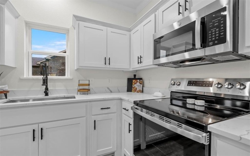 828 Colorado River Drive, Granbury, TX 76048, 3 Bedrooms Bedrooms, ,2 BathroomsBathrooms,Residential,For Sale,828 Colorado River Drive,20849243