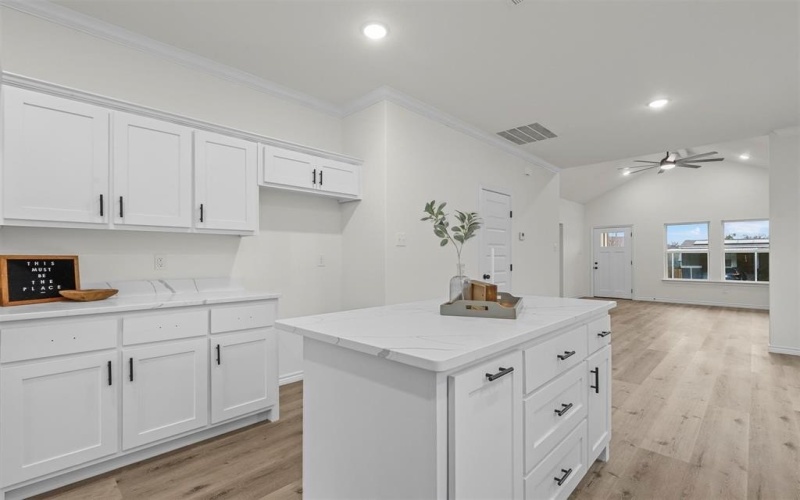 828 Colorado River Drive, Granbury, TX 76048, 3 Bedrooms Bedrooms, ,2 BathroomsBathrooms,Residential,For Sale,828 Colorado River Drive,20849243