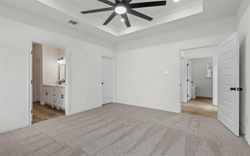 828 Colorado River Drive, Granbury, TX 76048, 3 Bedrooms Bedrooms, ,2 BathroomsBathrooms,Residential,For Sale,828 Colorado River Drive,20849243