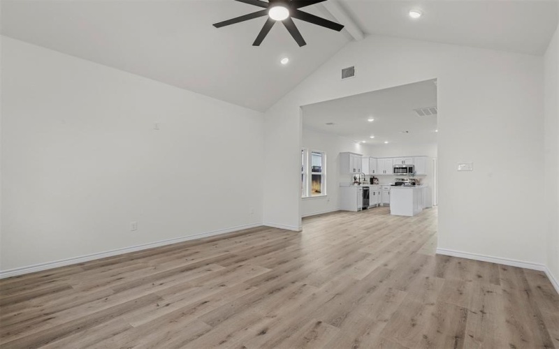 828 Colorado River Drive, Granbury, TX 76048, 3 Bedrooms Bedrooms, ,2 BathroomsBathrooms,Residential,For Sale,828 Colorado River Drive,20849243