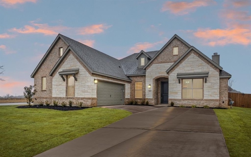 1832 Sudbury Drive, Cleburne, TX 76033, 3 Bedrooms Bedrooms, ,2 BathroomsBathrooms,Residential,For Sale,1832 Sudbury Drive,20849311