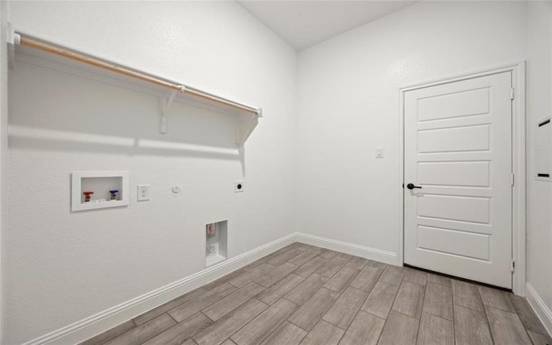 1832 Sudbury Drive, Cleburne, TX 76033, 3 Bedrooms Bedrooms, ,2 BathroomsBathrooms,Residential,For Sale,1832 Sudbury Drive,20849311