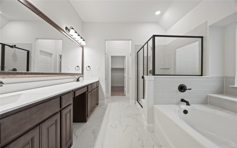 1832 Sudbury Drive, Cleburne, TX 76033, 3 Bedrooms Bedrooms, ,2 BathroomsBathrooms,Residential,For Sale,1832 Sudbury Drive,20849311
