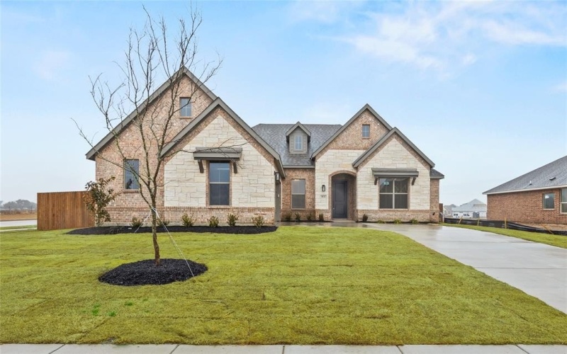 1832 Sudbury Drive, Cleburne, TX 76033, 3 Bedrooms Bedrooms, ,2 BathroomsBathrooms,Residential,For Sale,1832 Sudbury Drive,20849311