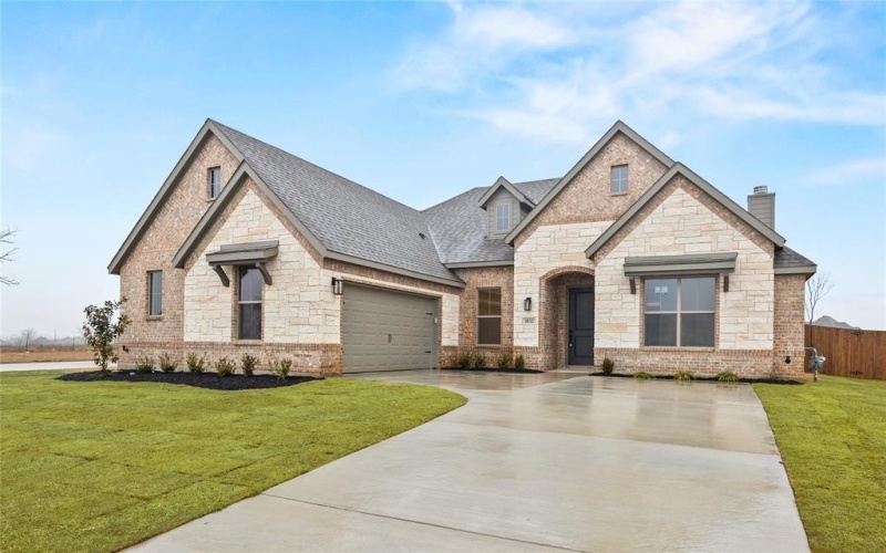 1832 Sudbury Drive, Cleburne, TX 76033, 3 Bedrooms Bedrooms, ,2 BathroomsBathrooms,Residential,For Sale,1832 Sudbury Drive,20849311