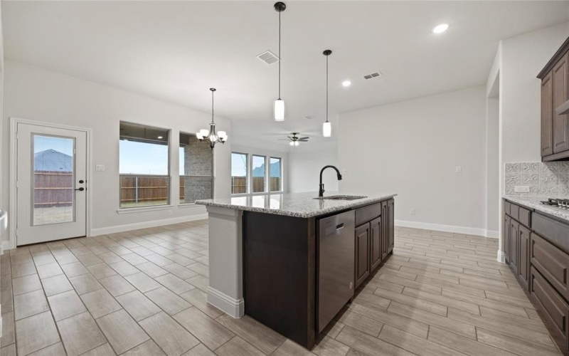 1832 Sudbury Drive, Cleburne, TX 76033, 3 Bedrooms Bedrooms, ,2 BathroomsBathrooms,Residential,For Sale,1832 Sudbury Drive,20849311