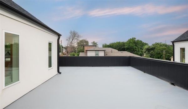 832 McBroom Street, Dallas, TX 75212, 4 Bedrooms Bedrooms, ,3 BathroomsBathrooms,Residential,For Sale,832 McBroom Street,20854475