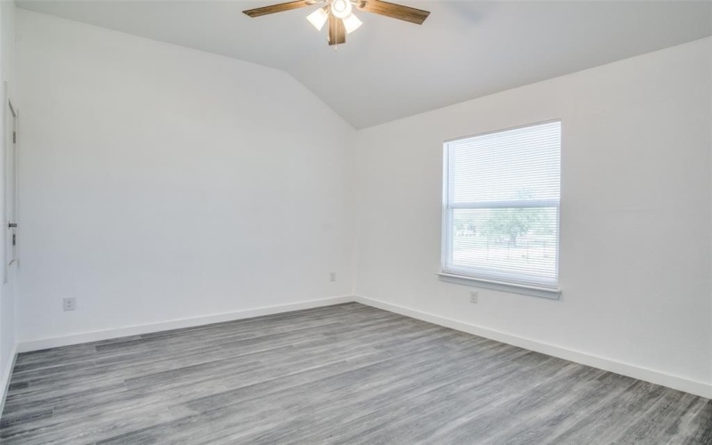 104 Buffalo Court, Runaway Bay, TX 76426, 3 Bedrooms Bedrooms, ,2 BathroomsBathrooms,Residential,For Sale,104 Buffalo Court,20852245