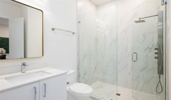 834 McBroom Street, Dallas, TX 75212, 4 Bedrooms Bedrooms, ,3 BathroomsBathrooms,Residential,For Sale,834 McBroom Street,20854567