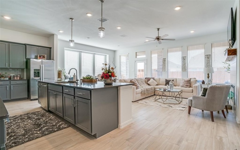 5104 High Brush Way, Princeton, TX 75407, 4 Bedrooms Bedrooms, ,3 BathroomsBathrooms,Residential,For Sale,5104 High Brush Way,20854568