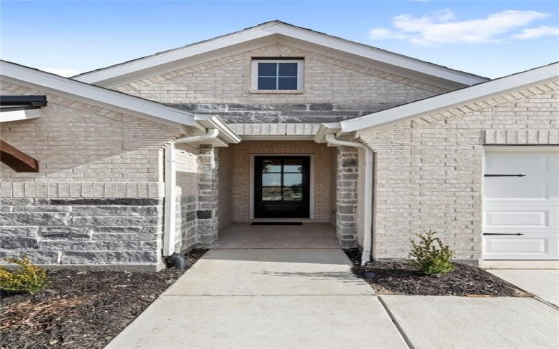 2109 Martins Pond Road, Forney, TX 75126, 4 Bedrooms Bedrooms, ,3 BathroomsBathrooms,Residential,For Sale,2109 Martins Pond Road,20852265