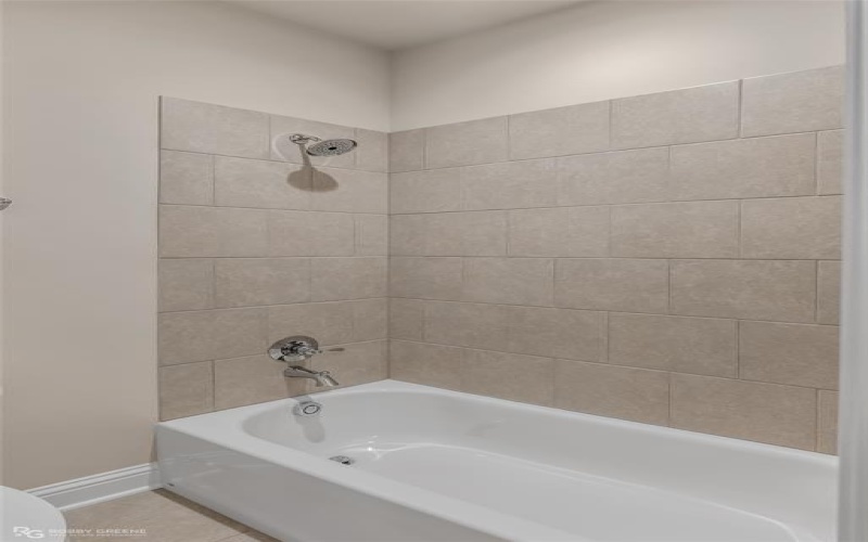 568 Brunswick Gardens, Haughton, LA 71037, 4 Bedrooms Bedrooms, ,2 BathroomsBathrooms,Residential,For Sale,568 Brunswick Gardens,20852509