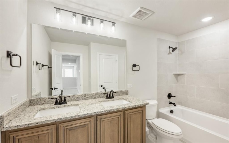 13173 Zion Drive, Providence Village, TX 76227, 4 Bedrooms Bedrooms, ,3 BathroomsBathrooms,Residential,For Sale,13173 Zion Drive,20852552