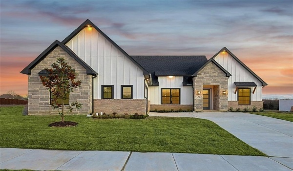 2710 Stonecrest Street, Sherman, TX 75092, 4 Bedrooms Bedrooms, ,3 BathroomsBathrooms,Residential,For Sale,2710 Stonecrest Street,20852733